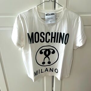 Moschino Women’s Authentic T shirt size small
